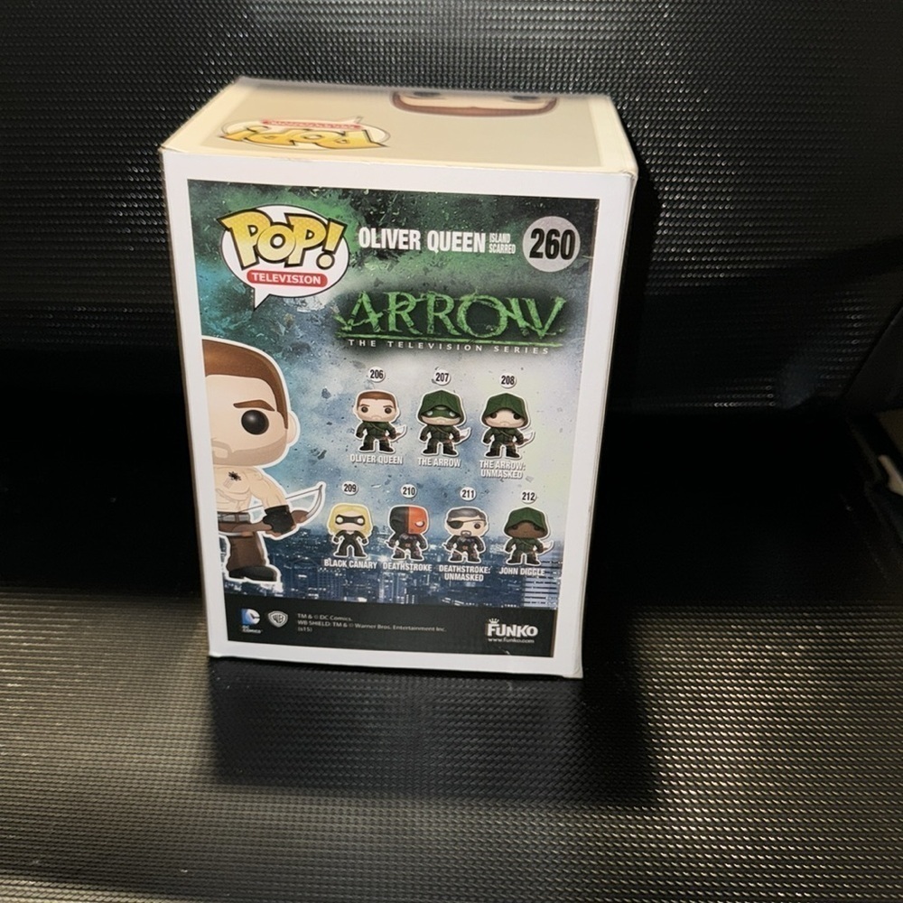 Funko Pop Arrow The Television Series - Oliver Queen (Island Scarred) - Picture 3 of 5